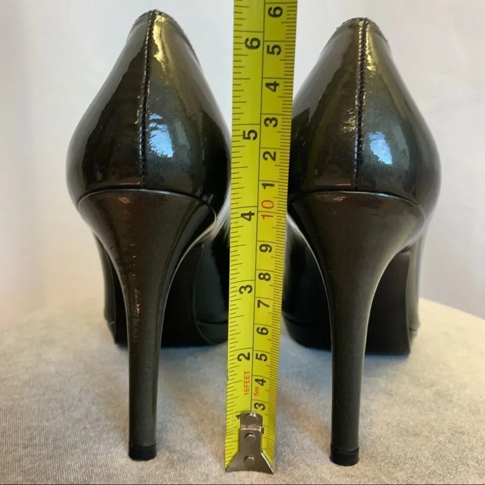 Stuart Weitzman Patent Leather Pumps green Sz 6